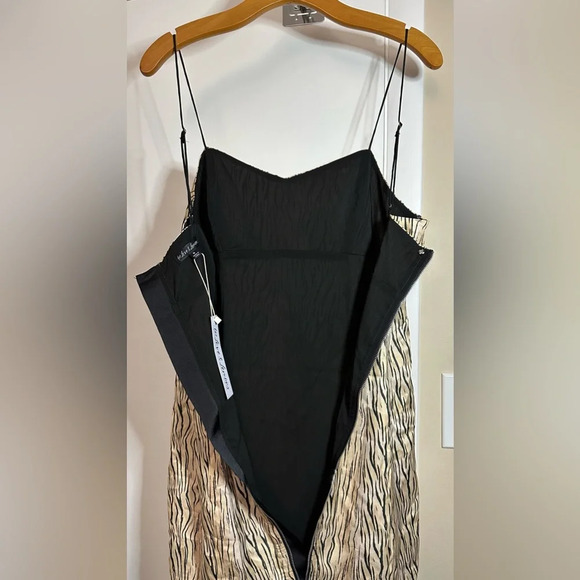 NWT For Love & Lemons Animal Print Mini Slip Dress Size Medium - Picture 3 of 9